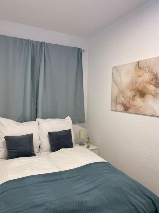 Lux Apartment Near Frankfurt! Moerfelden-Walldorf Bagian luar foto